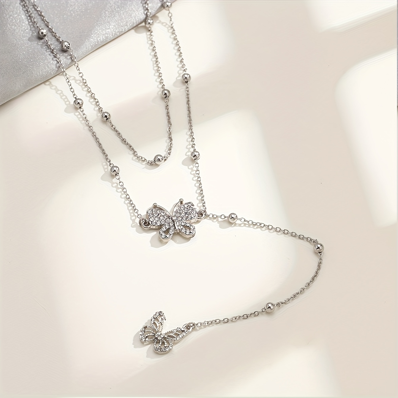 Women's Minimalist Double-Layer Beaded Chain Necklace with Butterfly Design